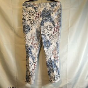 Chico’s Perfect Stretch Girlfriend Slim Leg Anklets Sz 1.5 Red White Blue